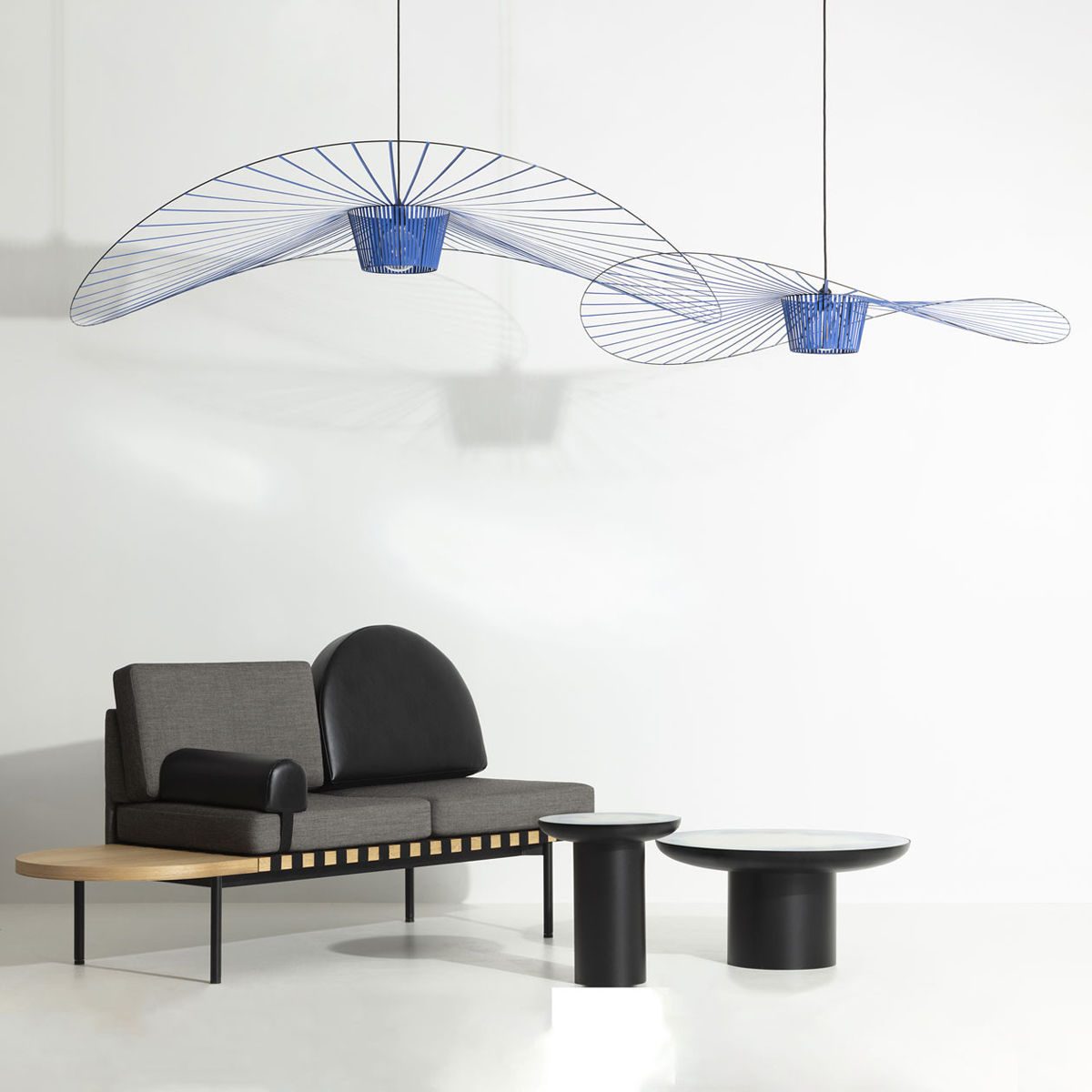 Blauwe hanglampen bij Eijerkamp