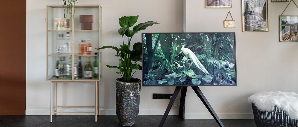 Ferm Living vitrinekasten bij Eijerkamp