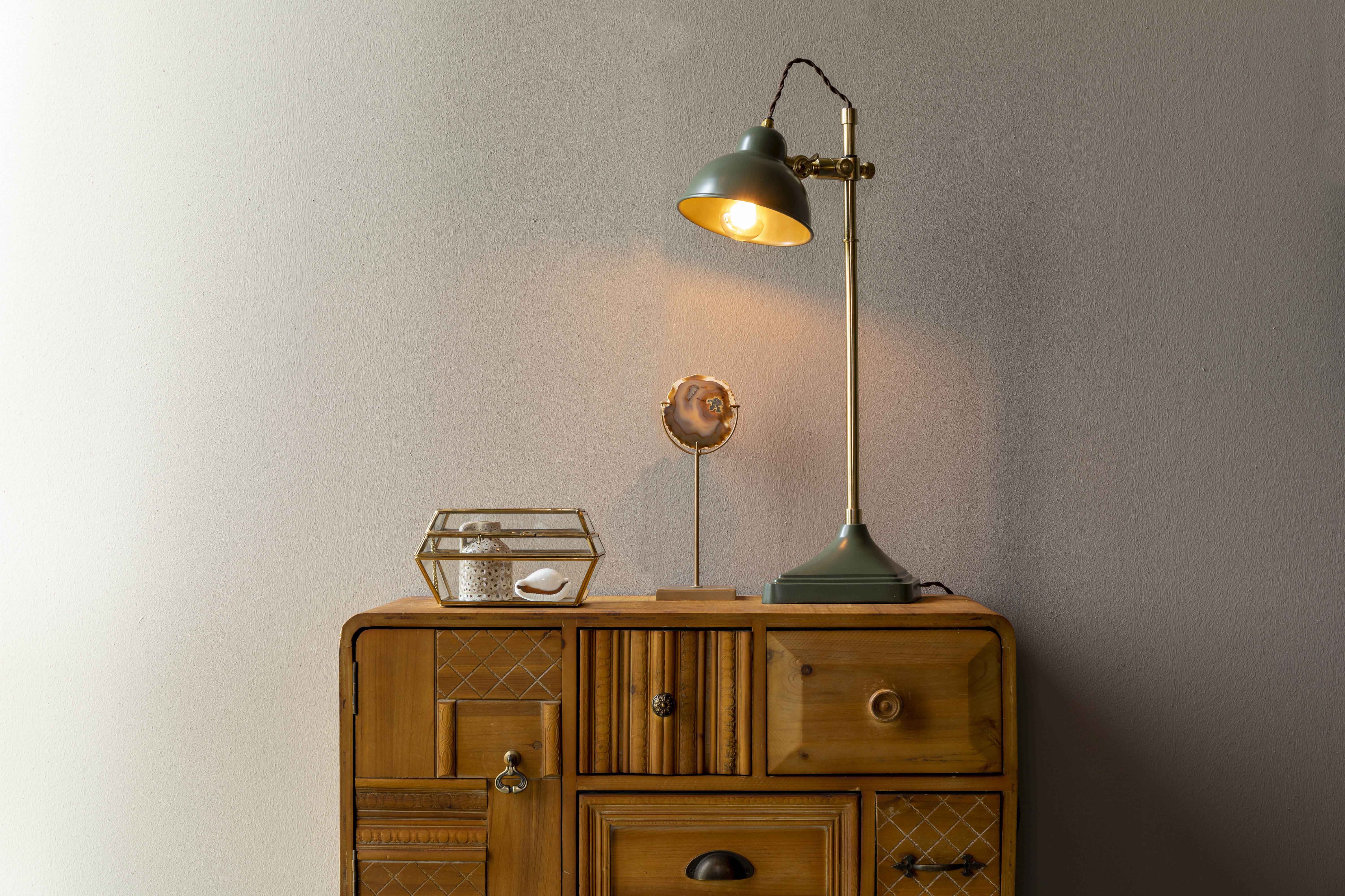 Groene tafellamp Dutchbone Todd