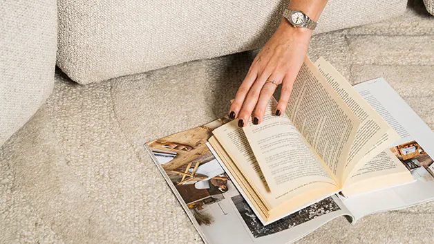 Kleur van het jaar 2027 Cloud Dancer in een Healing Home interieur