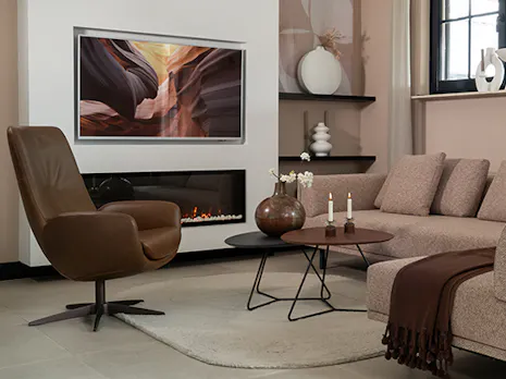 Warm minimalistisch designinterieur